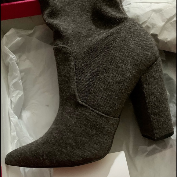 Heeled booties brand new - Picture 2 of 6